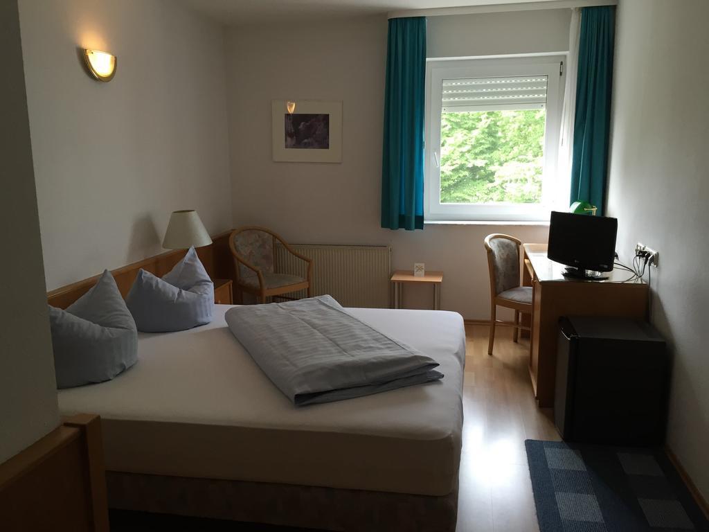 Niebuhrs Hotel Friedrichsdorf Habitación foto