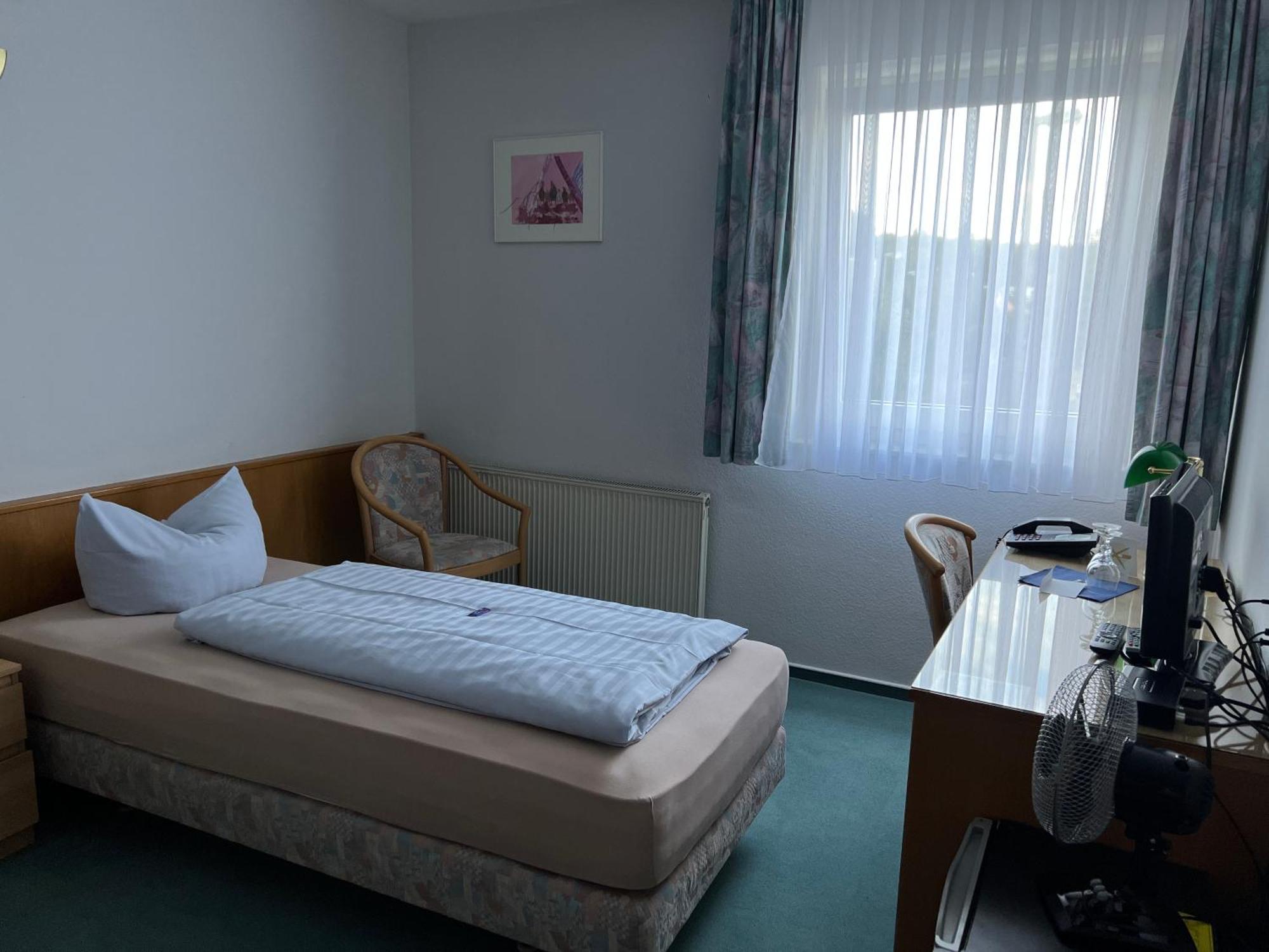 Niebuhrs Hotel Friedrichsdorf Habitación foto